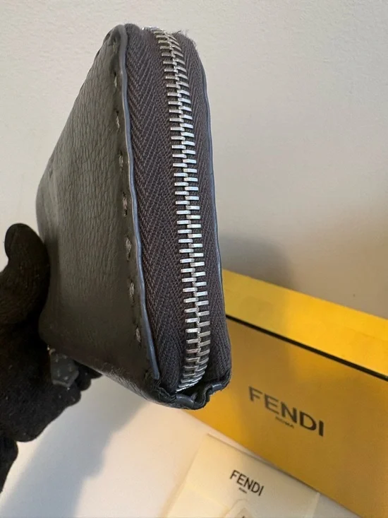 Fendi Selleria Cuoio Romano Leather Continental Wallet - Picture 9 of 11